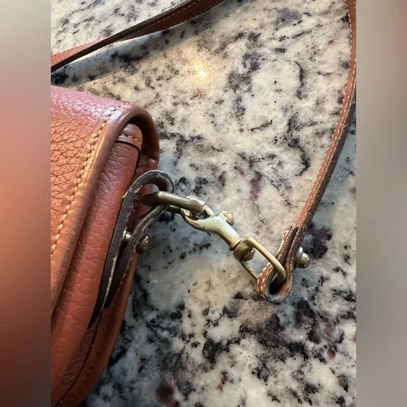 Dooney & Bourke Duck Bag- Vintage - Picture 11 of 15